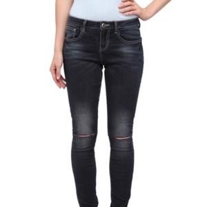 NWT Allee skinny jeans